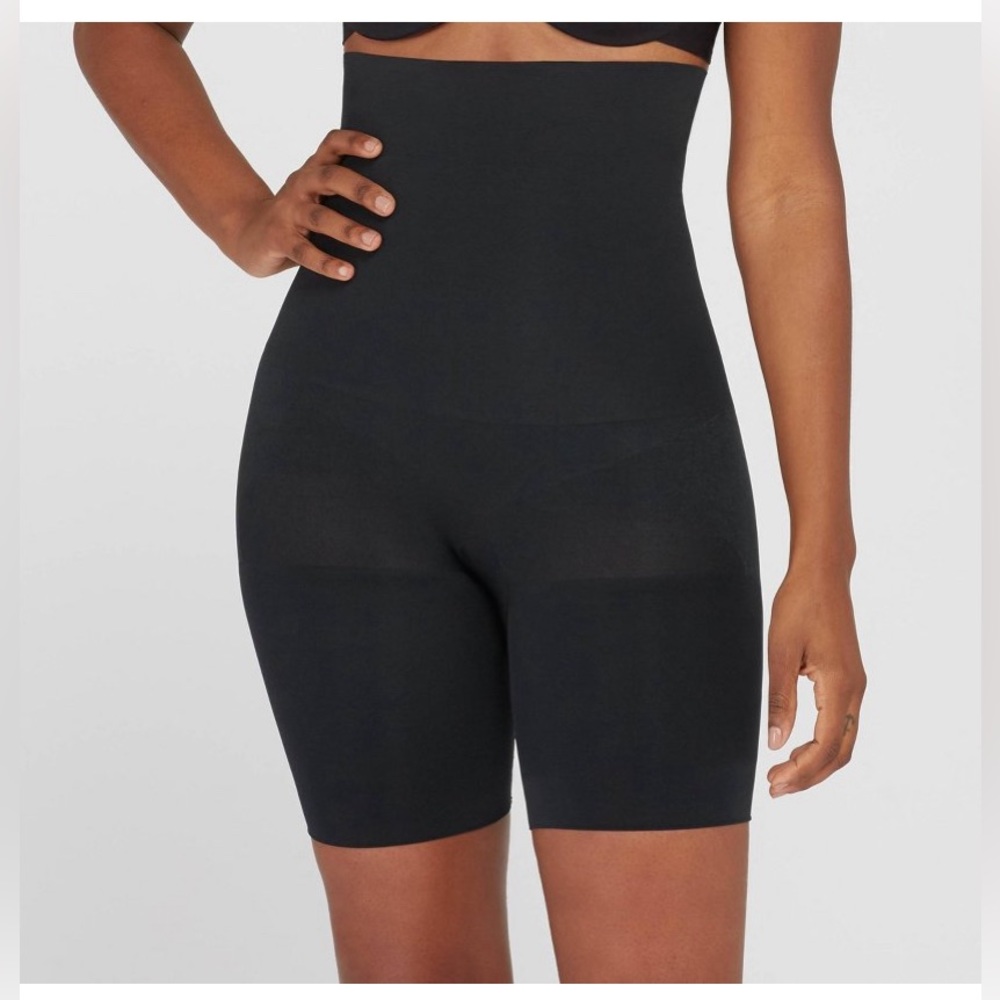 Assets by Spanx Remarkable Results Shaping Shorts